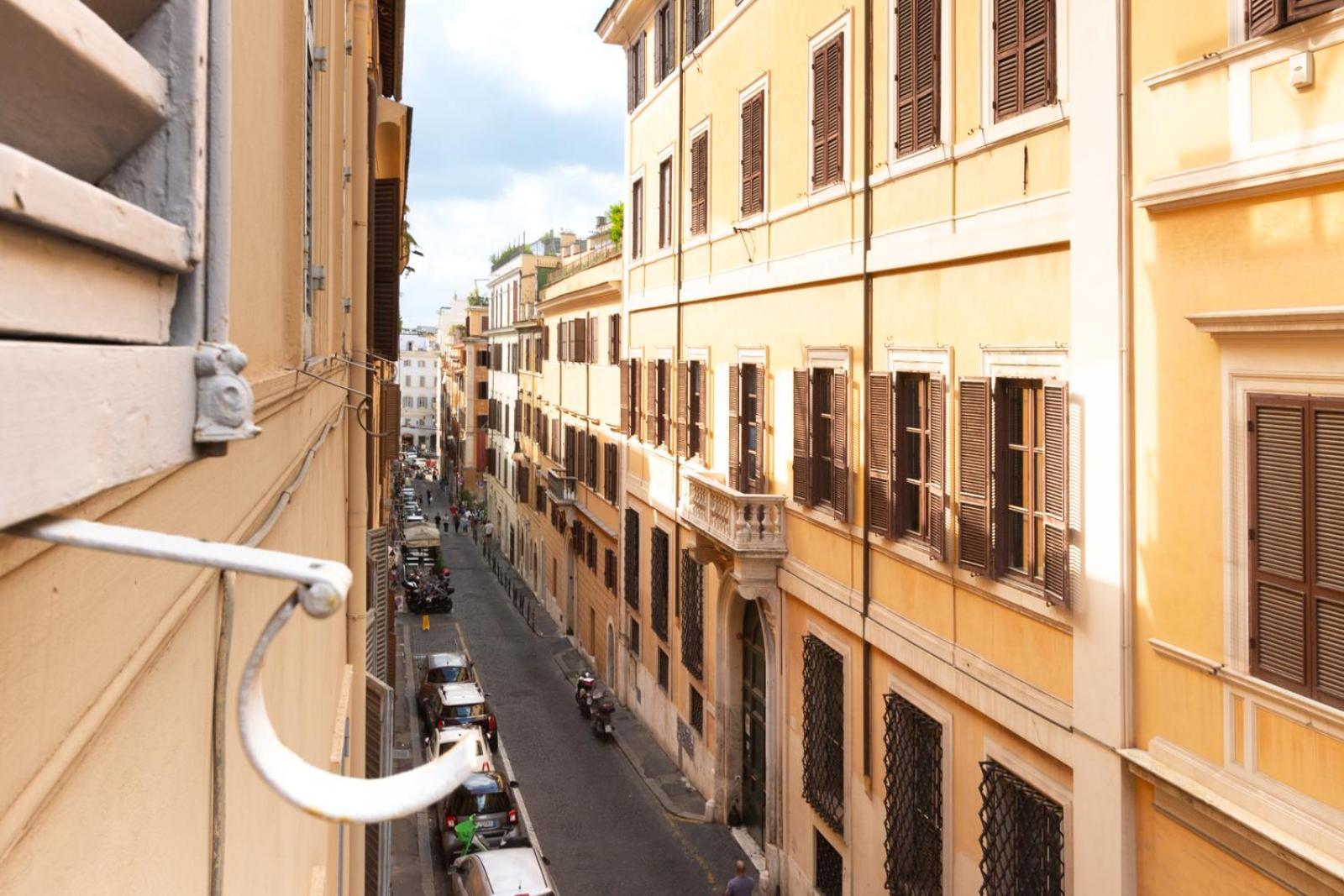 Trevi Apartment Rome Exterior photo